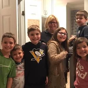 Meet your Posher, Joyce